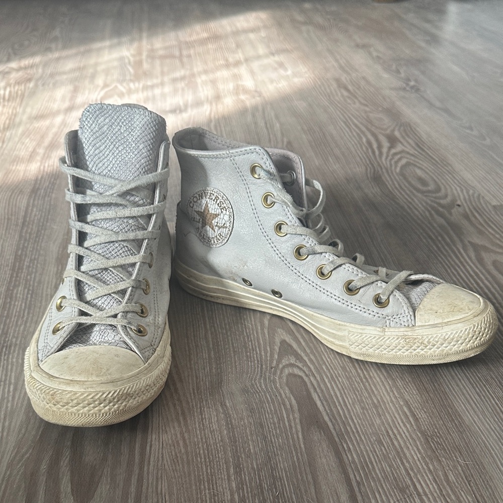 Converse Women's Leather High-Top Sneakers - Light Gray and Cream